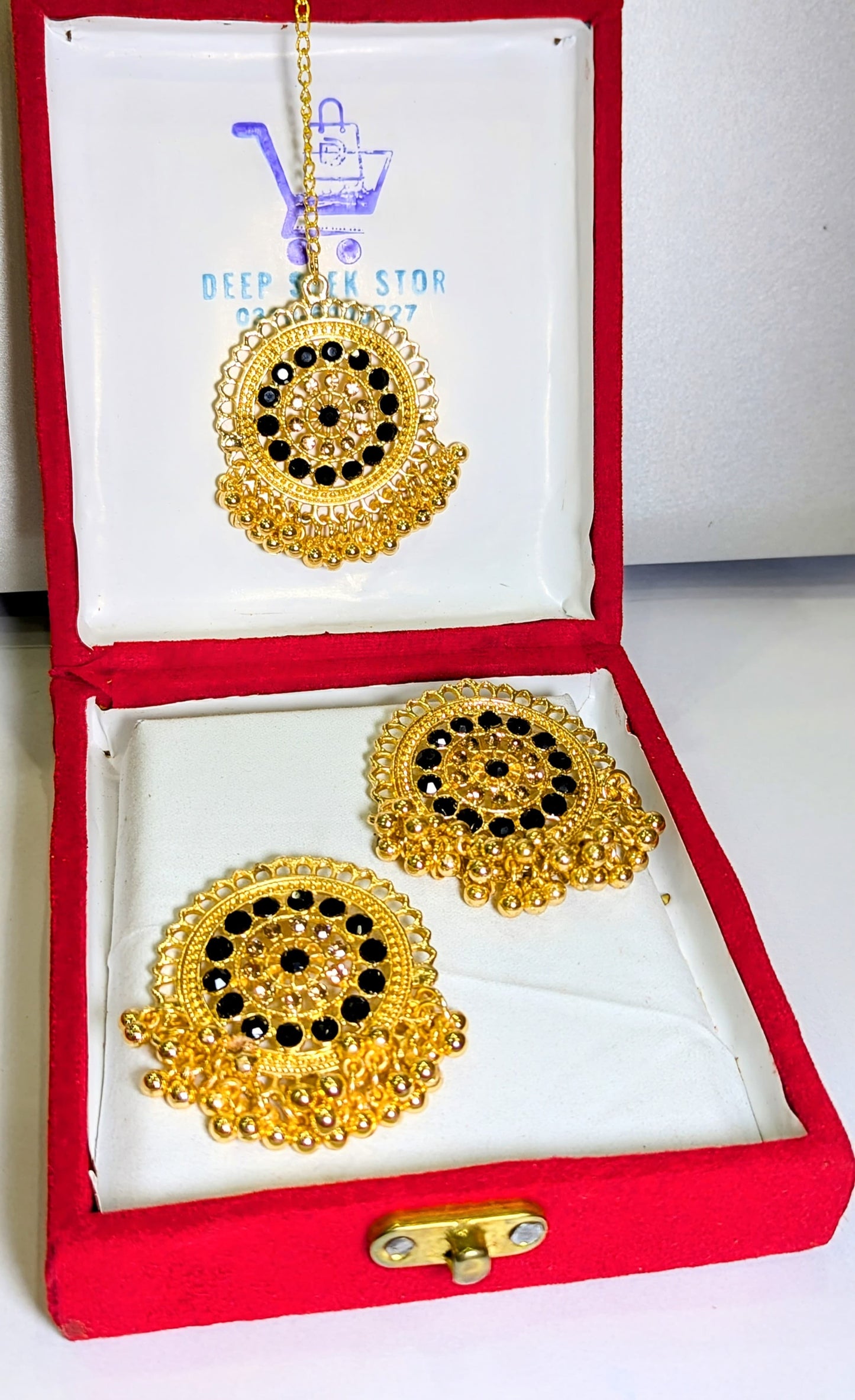 Elegant Jhumke & Bindiya Collection